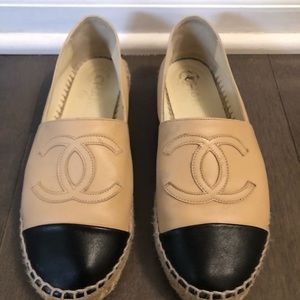 Chanel Espadrilles size 5. Nude/black